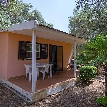Villaggio Turistico Baia Di アパート
